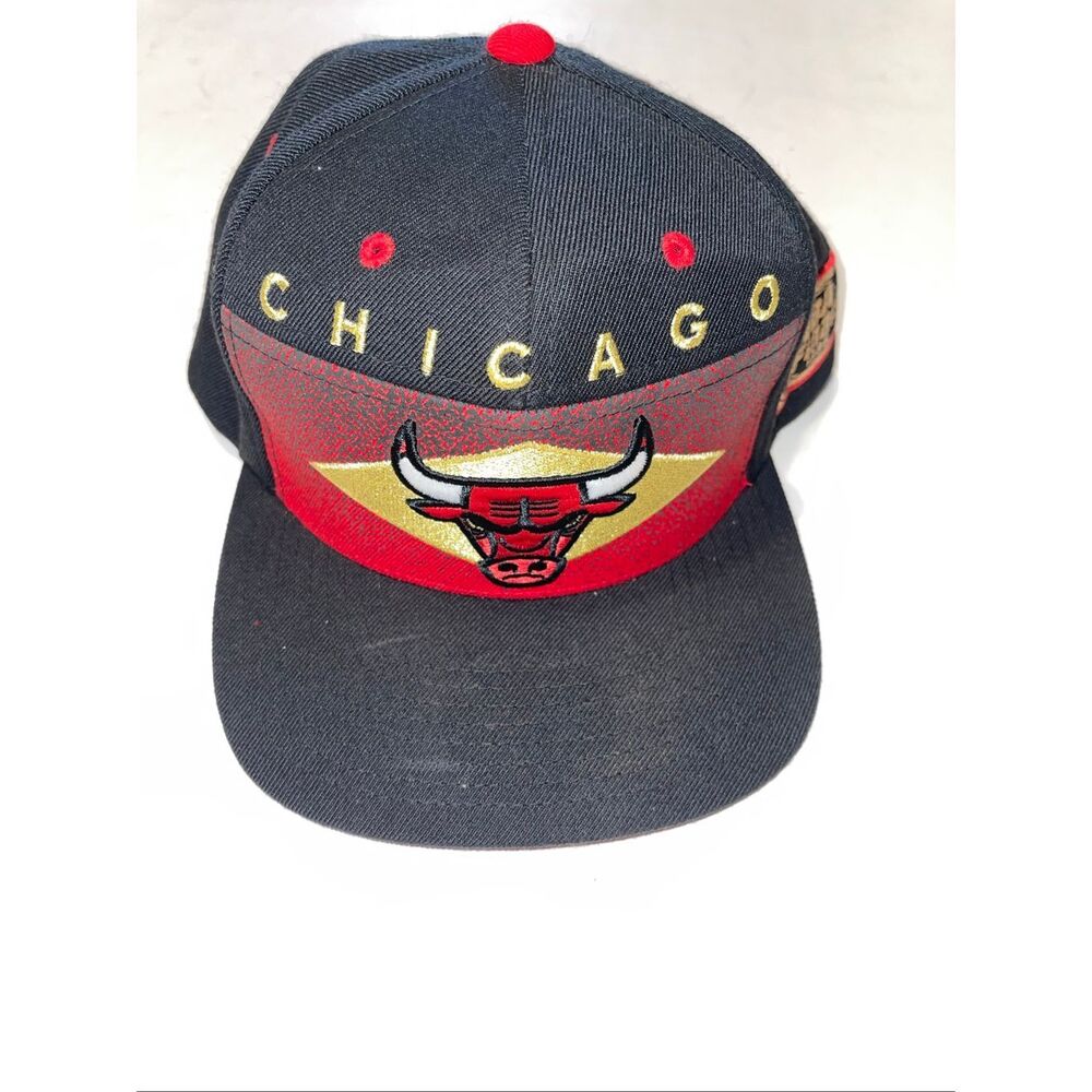 Mitchell & Ness CHICAGO BULLS Snapback‎ Hat Black/Gold Cap 1998 NBA FINALS PATCH